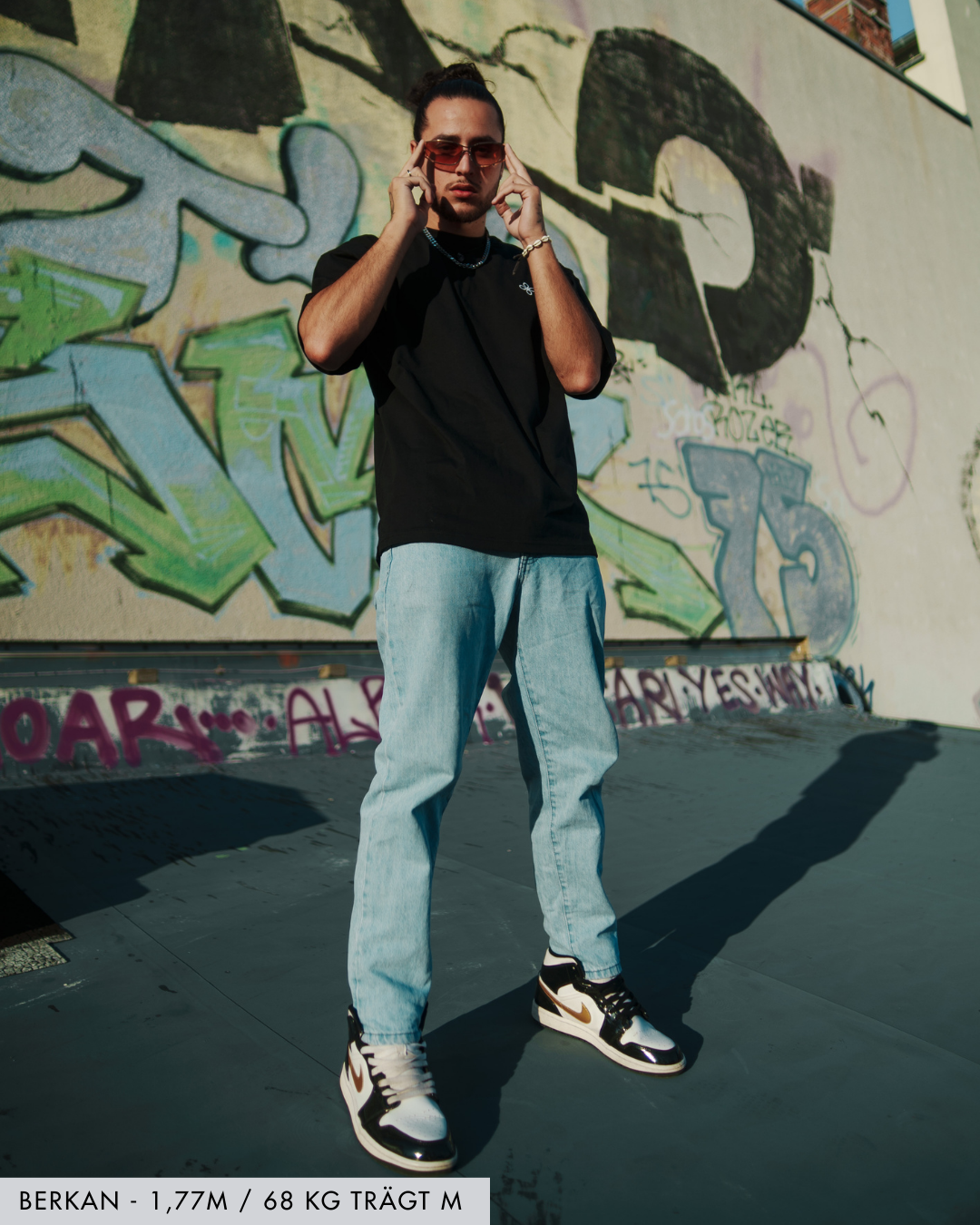 Essential Oversized Tee - Black