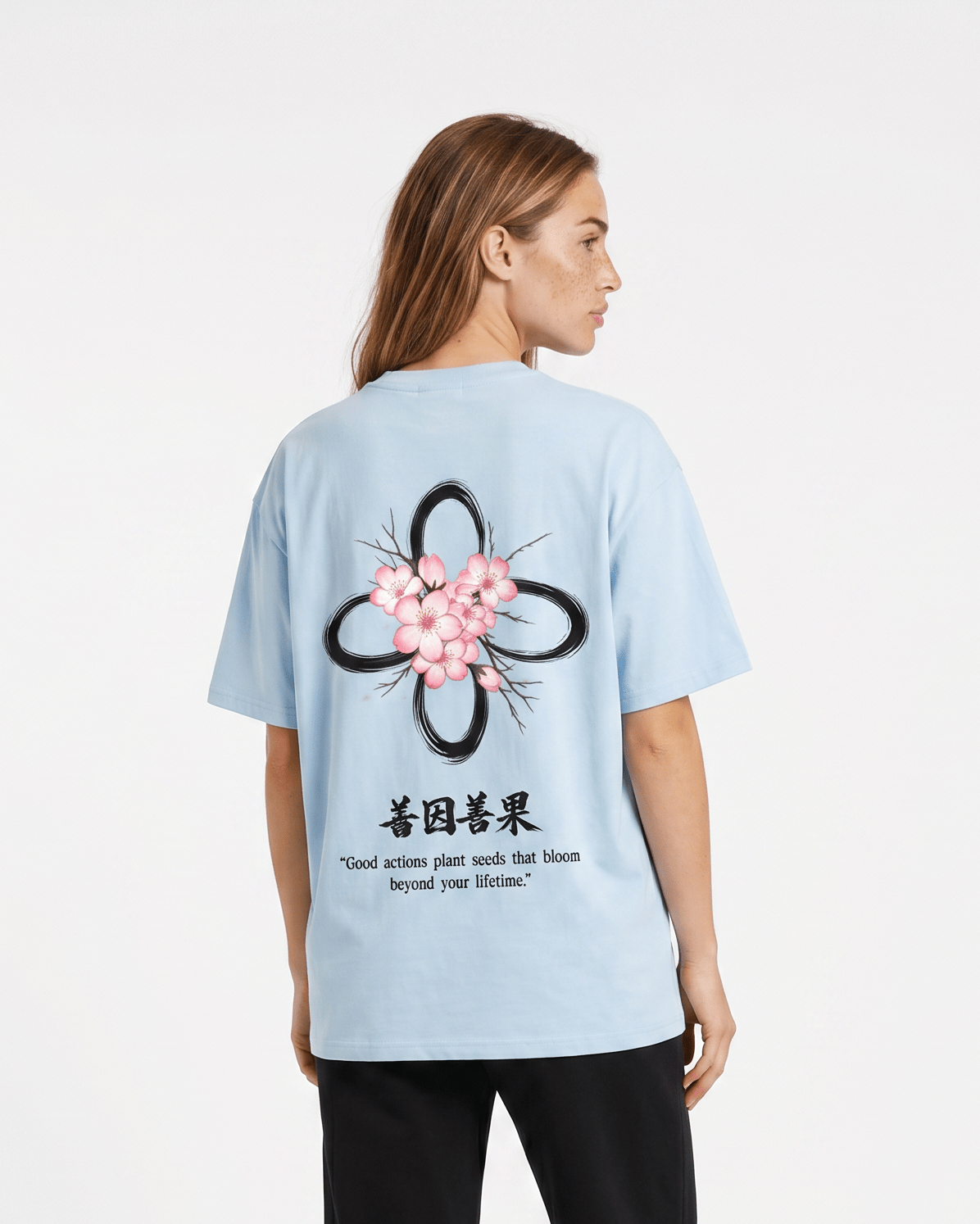 Babyblau Oversized Tee - Sakura - Destinée Clothing