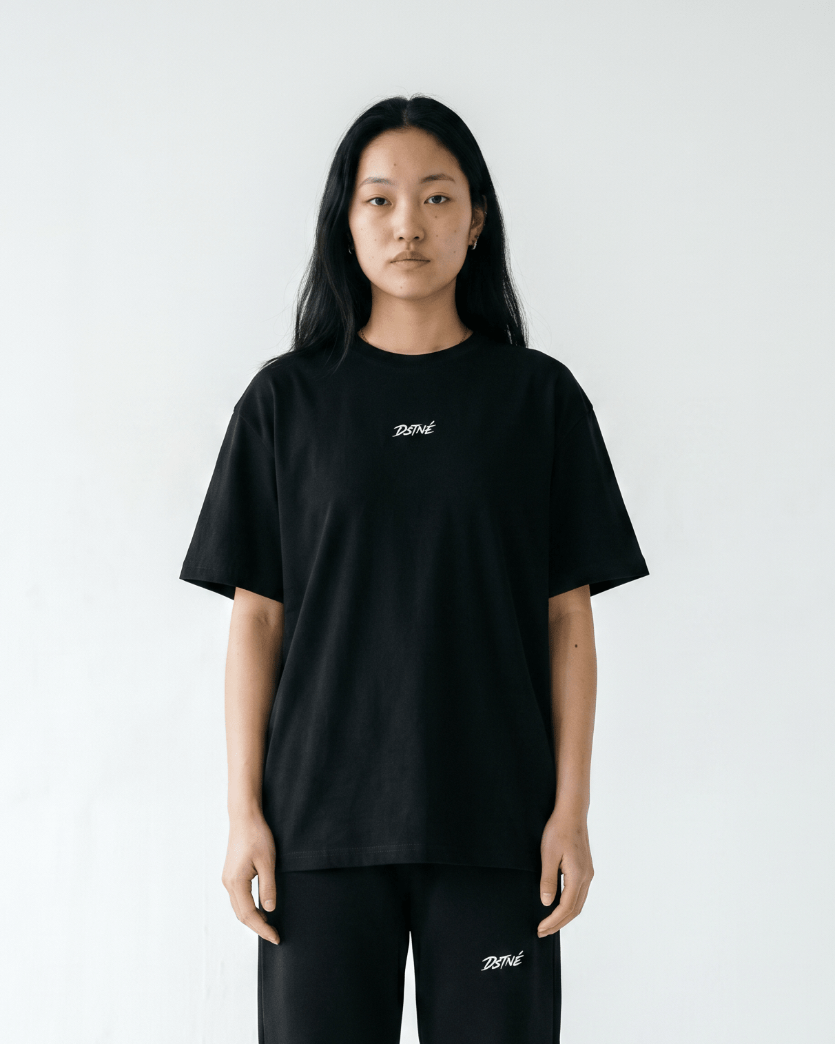 Schwarz Oversized Tee - Sakura - Destinée Clothing
